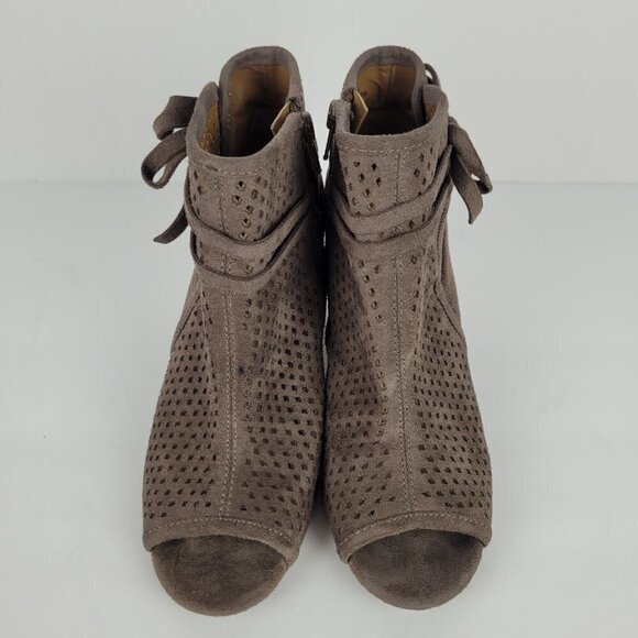 Altar'd State Hanover Gray/Taupe Faux Perforated Suede Peep Toe Boot 6.5 - Picture 3 of 12